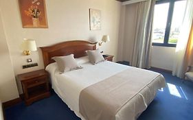Hotel Villa De Almazan