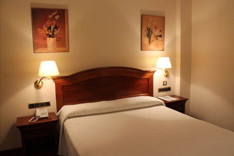 Hotel Villa De Almazán Extérieur photo
